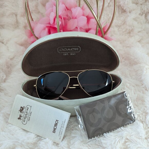 Coach aviator sunglasses, gold frame, with case - Picture 1 of 10